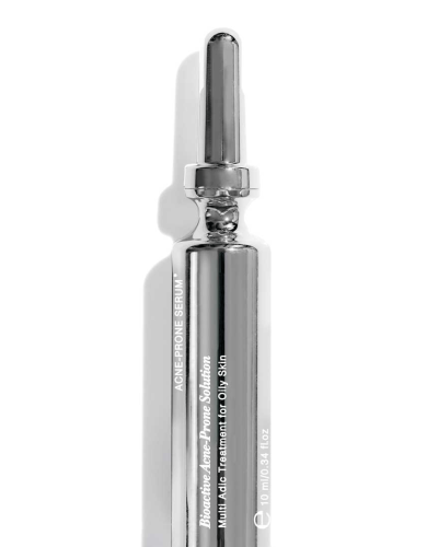 acne-ampula-close